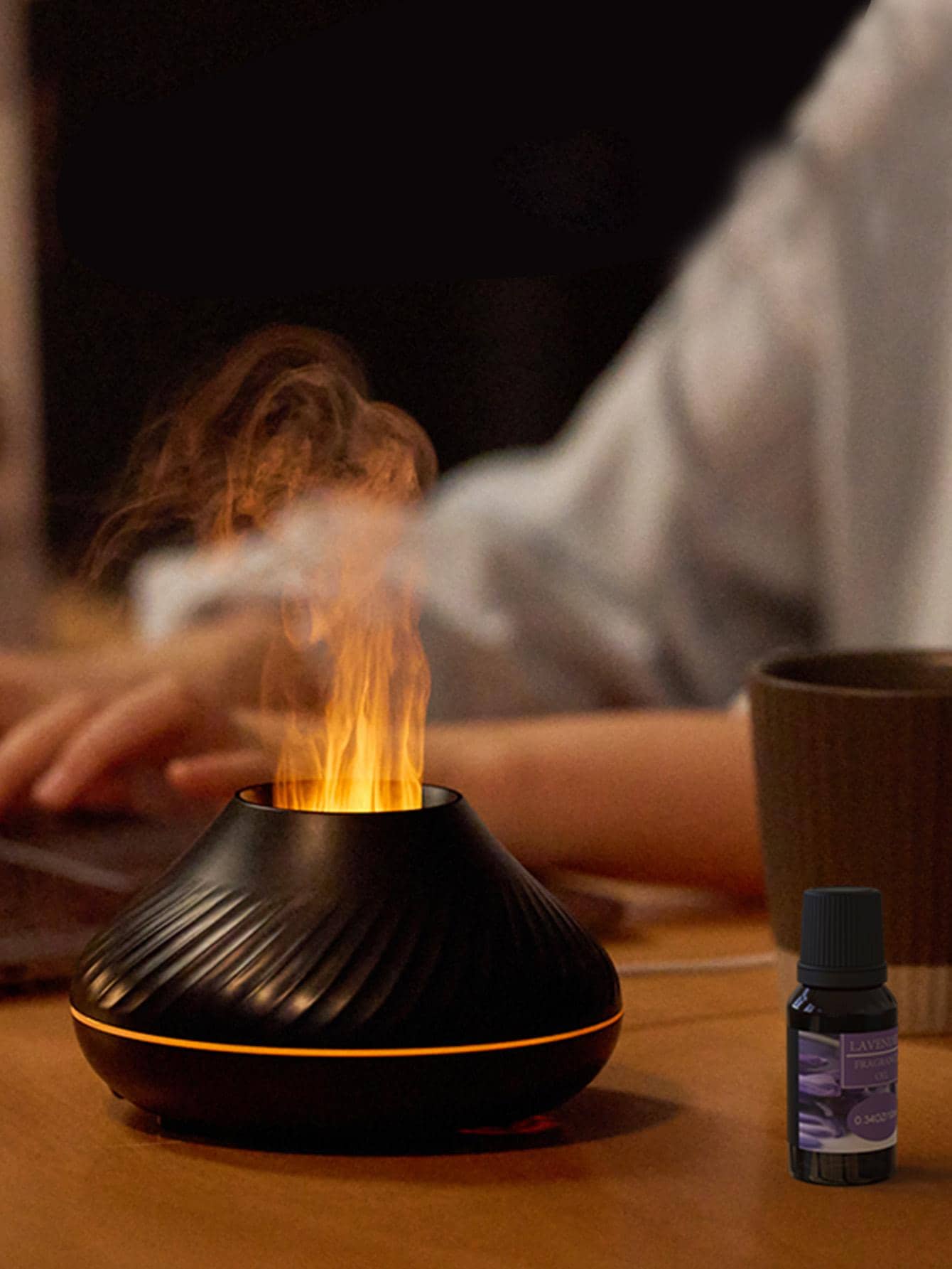 1pc ABS Essential Oil Diffuser, Modern Black Electric Aroma Diffuser For Home